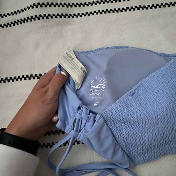 Hollister Bandeau top - Picture 3 of 3